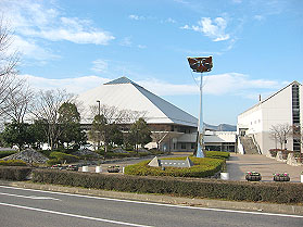 総合運動公園布引体育館