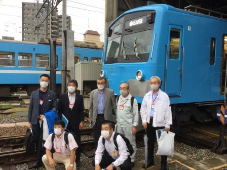 近江鉄道をバックに首長がそろって